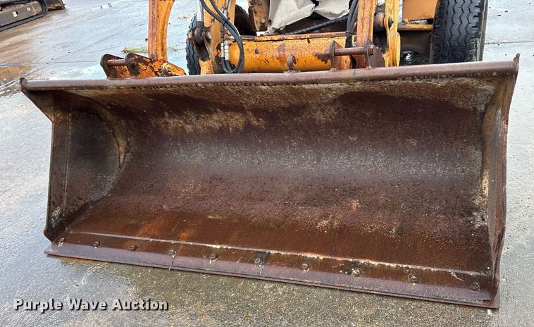 image for item DY0695 2002 Case 580M backhoe