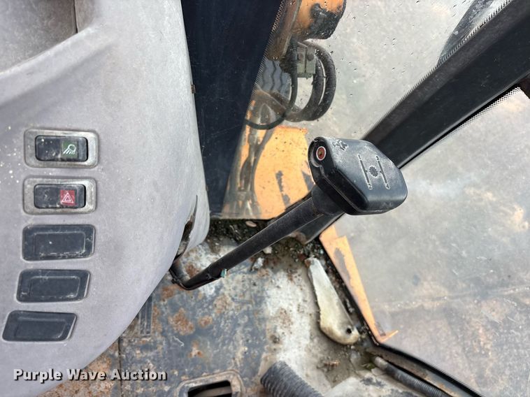 image for item DY0695 2002 Case 580M backhoe