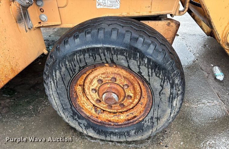 image for item DY0695 2002 Case 580M backhoe