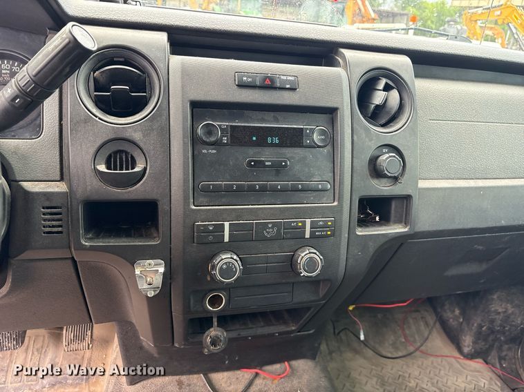 image for item DY0696 2013 Ford F150 pickup truck