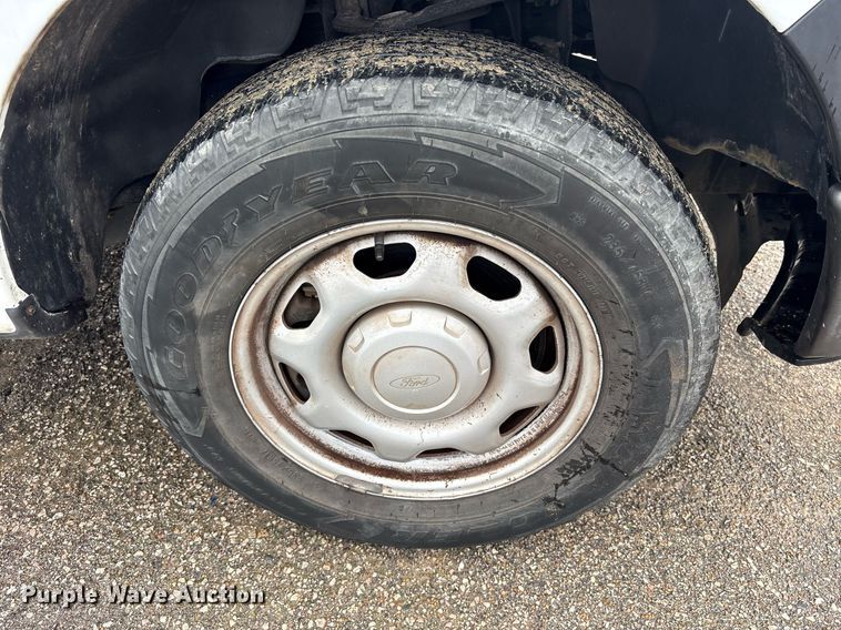 image for item DY0696 2013 Ford F150 pickup truck