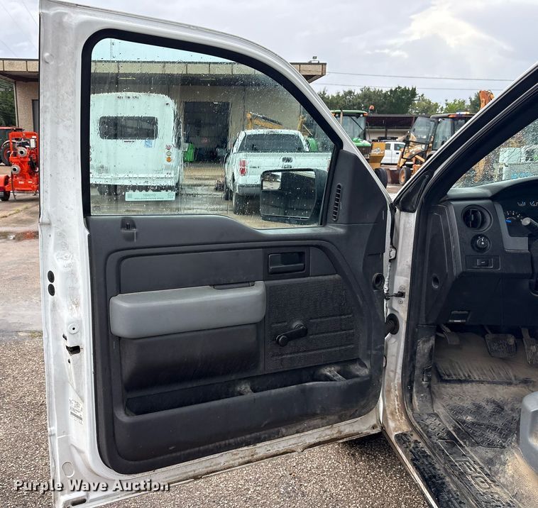 image for item DY0697 2013 Ford F150 pickup truck