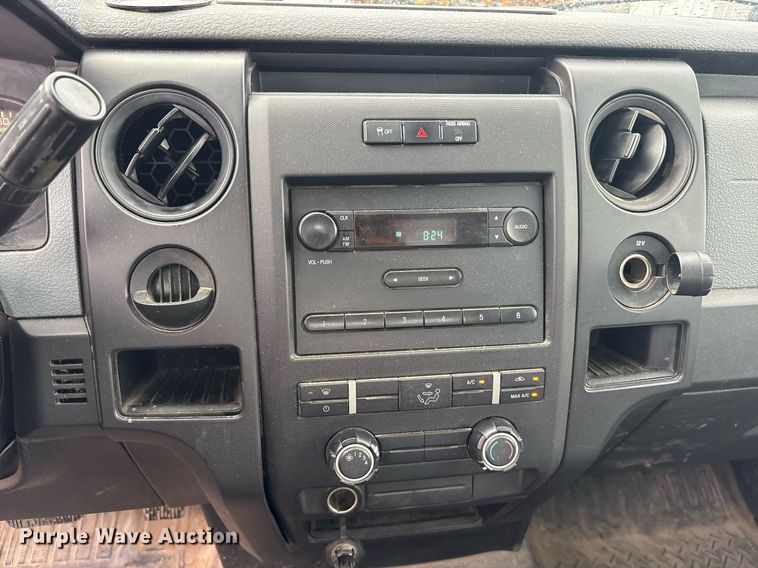 image for item DY0697 2013 Ford F150 pickup truck