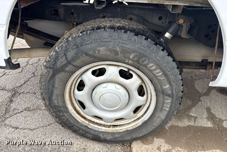 image for item DY0697 2013 Ford F150 pickup truck