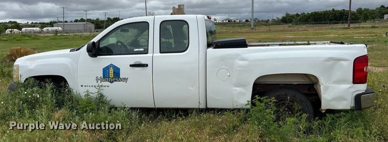 image for item DY2543 2008 Chevrolet Silverado 1500 Ext. Cab pickup truck