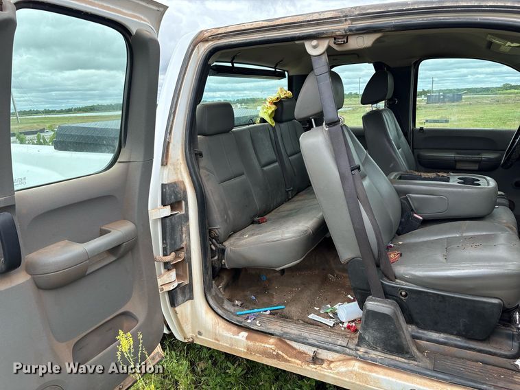 image for item DY2543 2008 Chevrolet Silverado 1500 Ext. Cab pickup truck