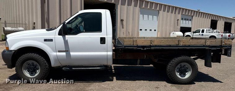 image for item DZ8522 2003 Ford F250 Super Duty flatbed pickup truck