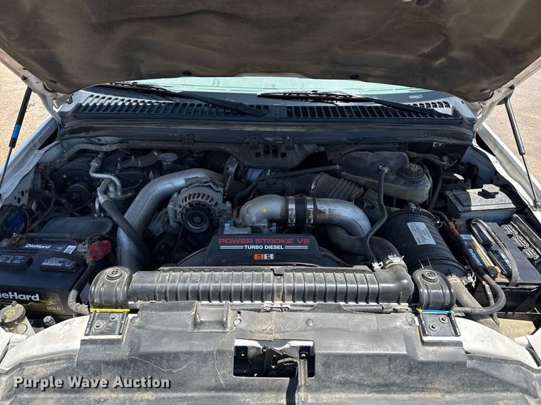 image for item DZ8522 2003 Ford F250 Super Duty flatbed pickup truck