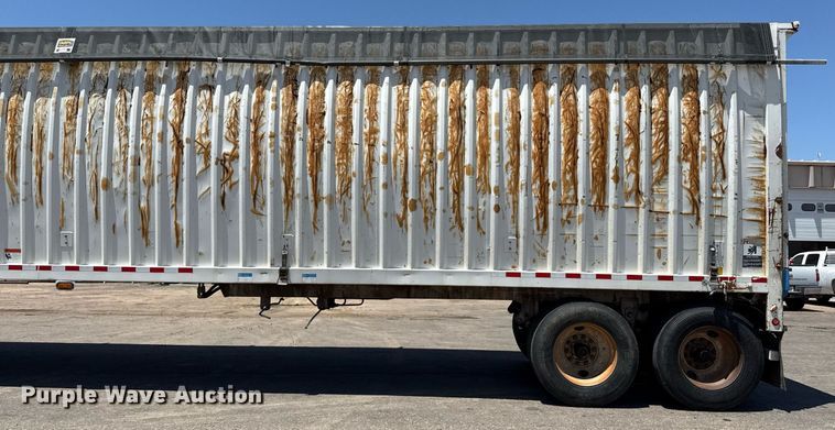 image for item DZ8523 2014 Wilkens 50127SCG0T walking floor trailer