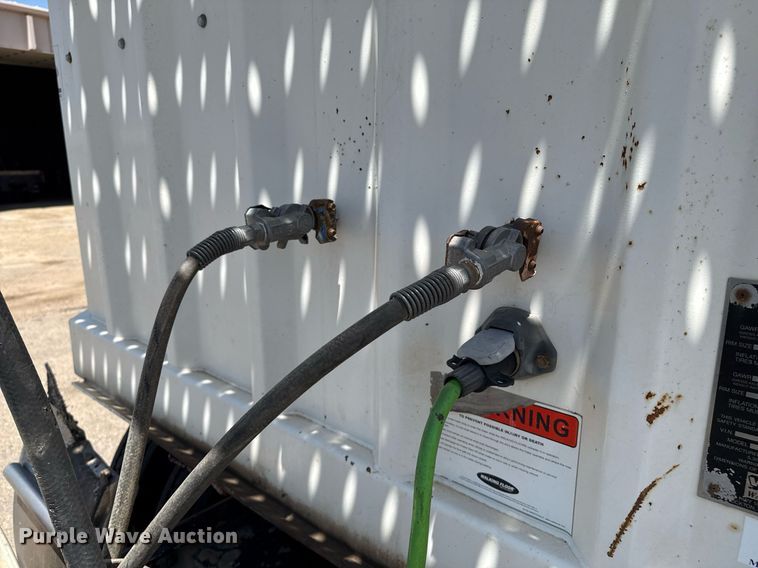 image for item DZ8523 2014 Wilkens 50127SCG0T walking floor trailer