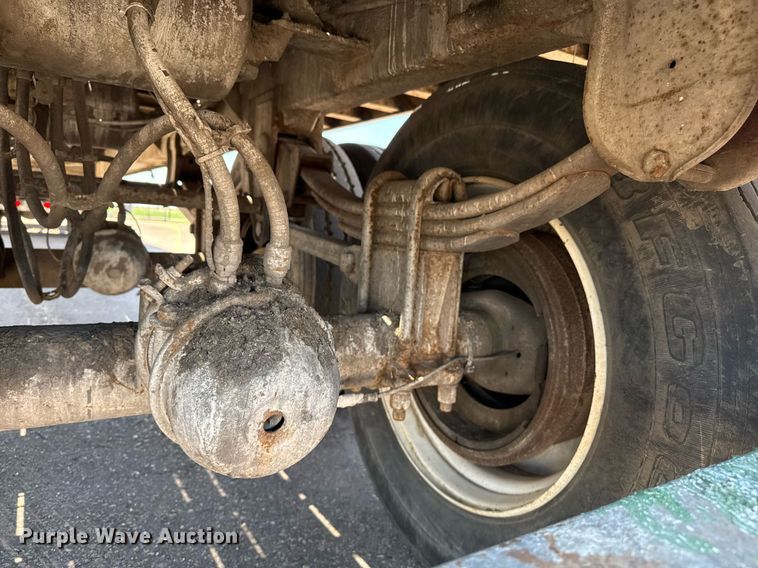 image for item DZ8523 2014 Wilkens 50127SCG0T walking floor trailer