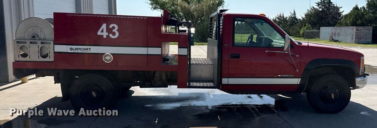 image for item DZ8524 1993 Chevrolet K3500 pumper fire truck