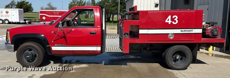 image for item DZ8524 1993 Chevrolet K3500 pumper fire truck