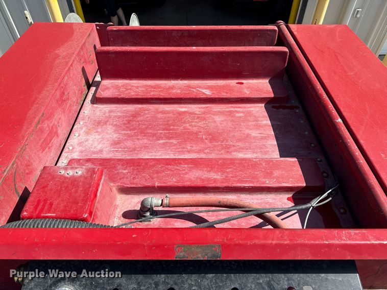 image for item DZ8524 1993 Chevrolet K3500 pumper fire truck