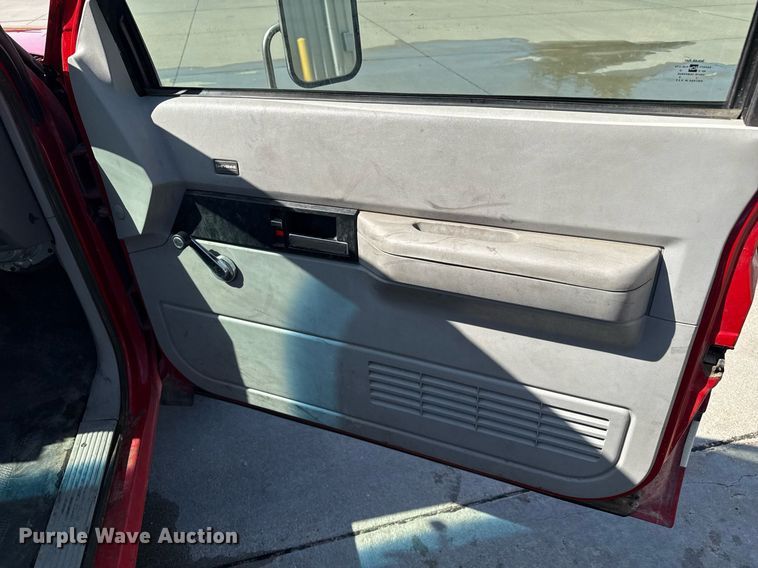 image for item DZ8524 1993 Chevrolet K3500 pumper fire truck