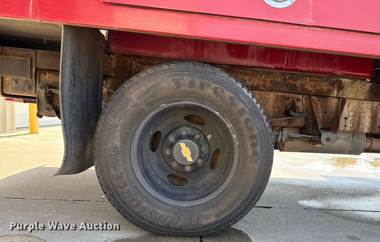 image for item DZ8524 1993 Chevrolet K3500 pumper fire truck