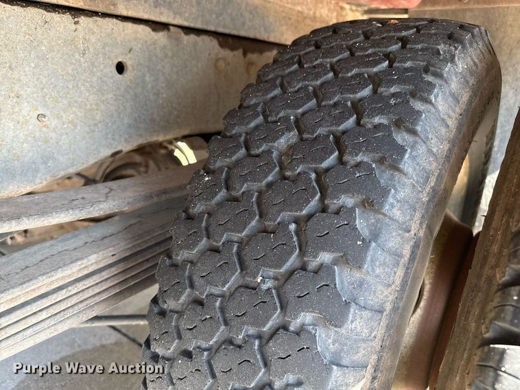 image for item DZ8524 1993 Chevrolet K3500 pumper fire truck