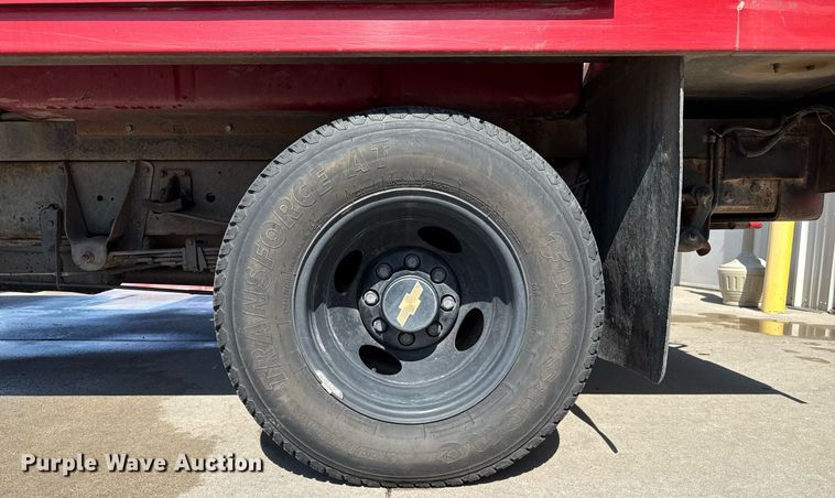 image for item DZ8524 1993 Chevrolet K3500 pumper fire truck