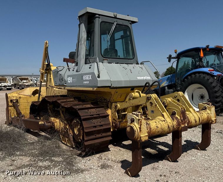 image for item DZ8526 1994 Komatsu D65EX-12 dozer