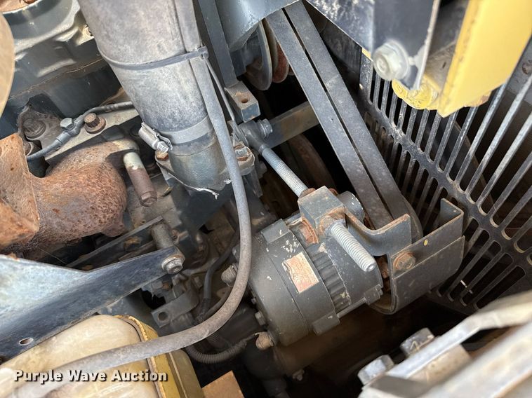 image for item DZ8526 1994 Komatsu D65EX-12 dozer