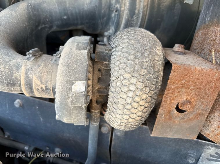 image for item DZ8526 1994 Komatsu D65EX-12 dozer