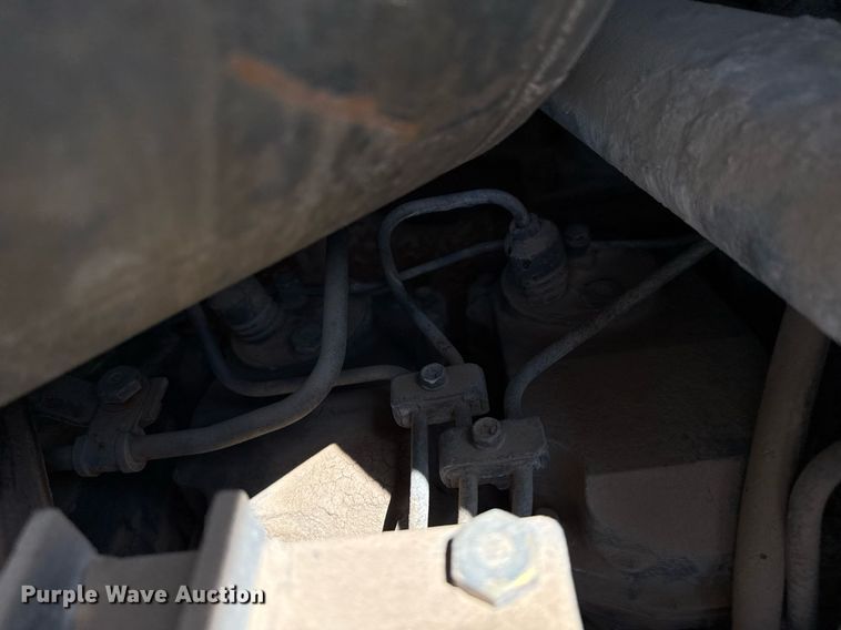 image for item DZ8526 1994 Komatsu D65EX-12 dozer