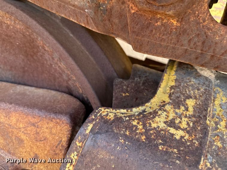 image for item DZ8526 1994 Komatsu D65EX-12 dozer