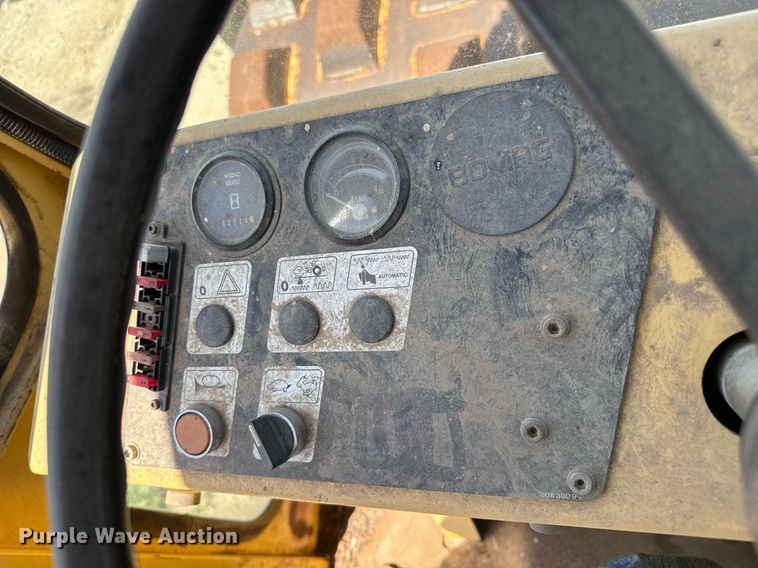 image for item DZ8527 Bomag BW172 PDB-2 single drum vibratory roller