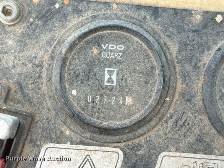 image for item DZ8527 Bomag BW172 PDB-2 single drum vibratory roller