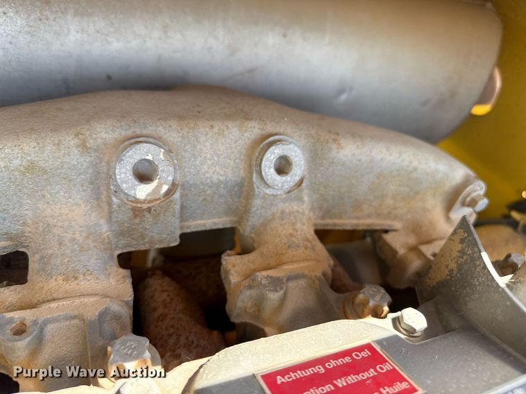 image for item DZ8527 Bomag BW172 PDB-2 single drum vibratory roller