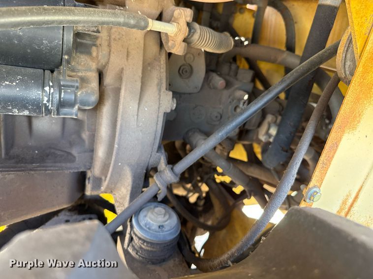 image for item DZ8527 Bomag BW172 PDB-2 single drum vibratory roller