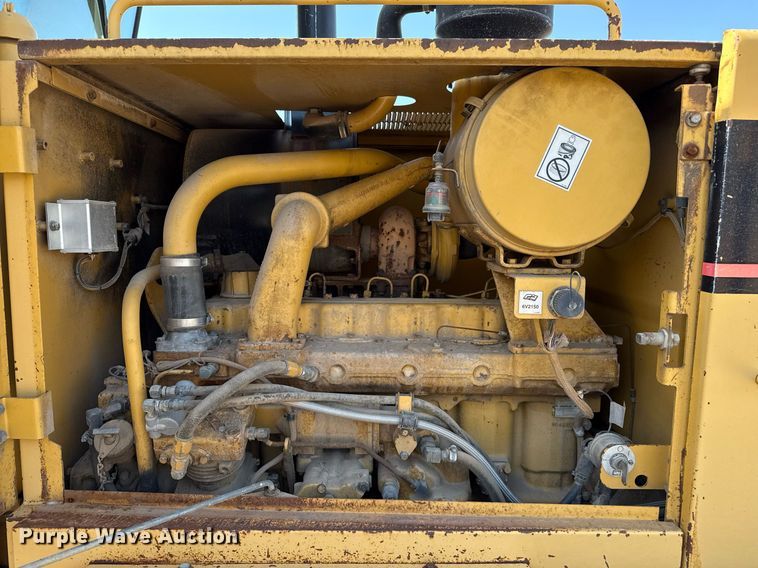 image for item DZ8540 1996 Caterpillar 140H motor grader