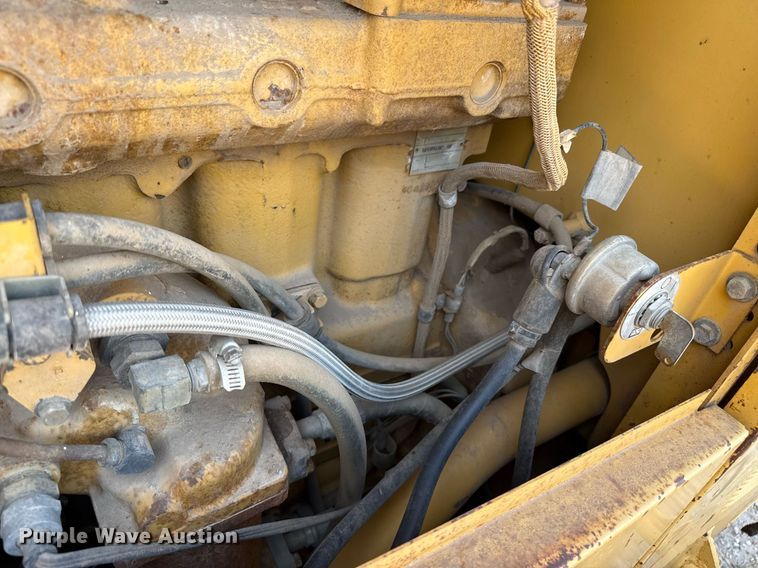 image for item DZ8540 1996 Caterpillar 140H motor grader