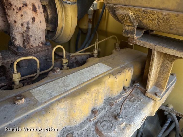 image for item DZ8540 1996 Caterpillar 140H motor grader