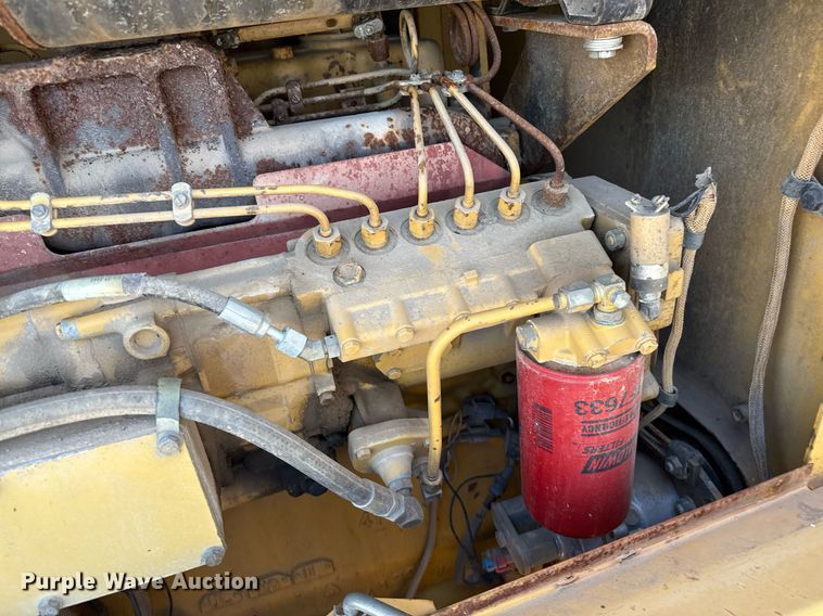 image for item DZ8540 1996 Caterpillar 140H motor grader