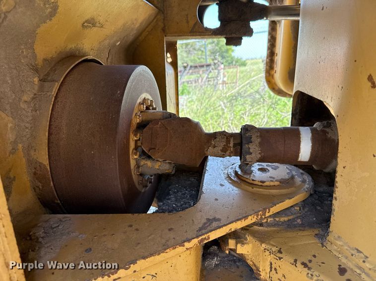 image for item DZ8542 1984 Caterpillar 950B wheel loader