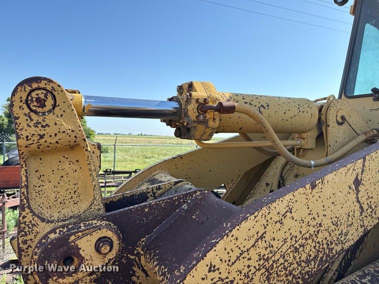 image for item DZ8542 1984 Caterpillar 950B wheel loader