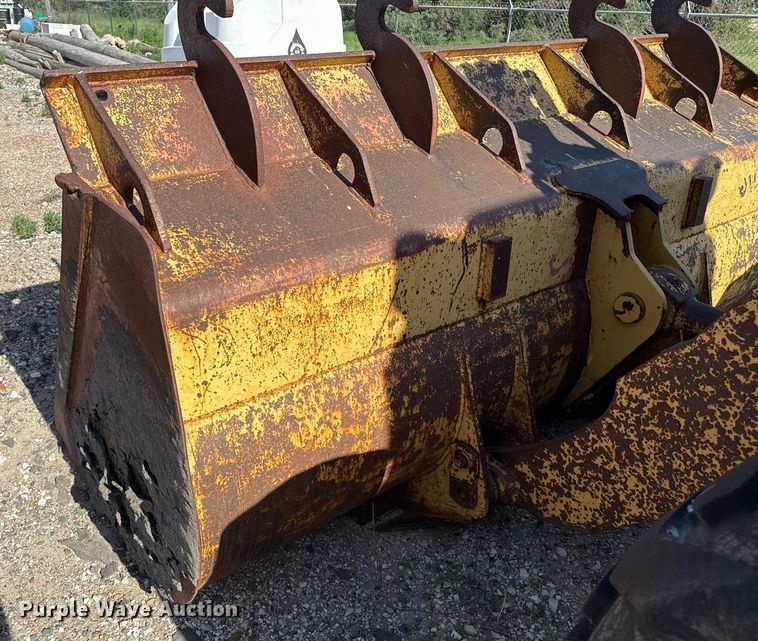 image for item DZ8542 1984 Caterpillar 950B wheel loader