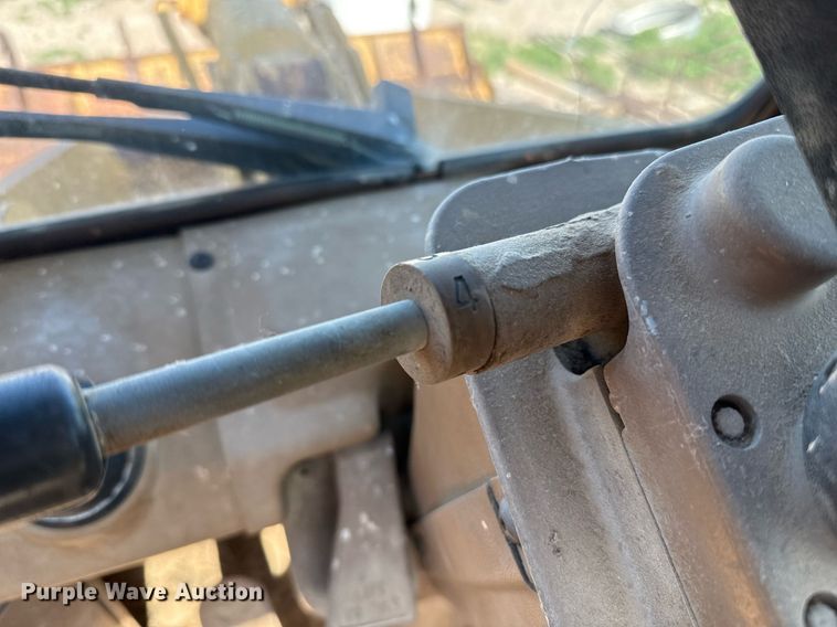 image for item DZ8542 1984 Caterpillar 950B wheel loader