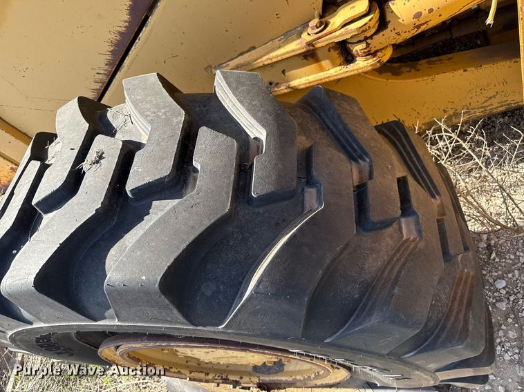 image for item DZ8542 1984 Caterpillar 950B wheel loader