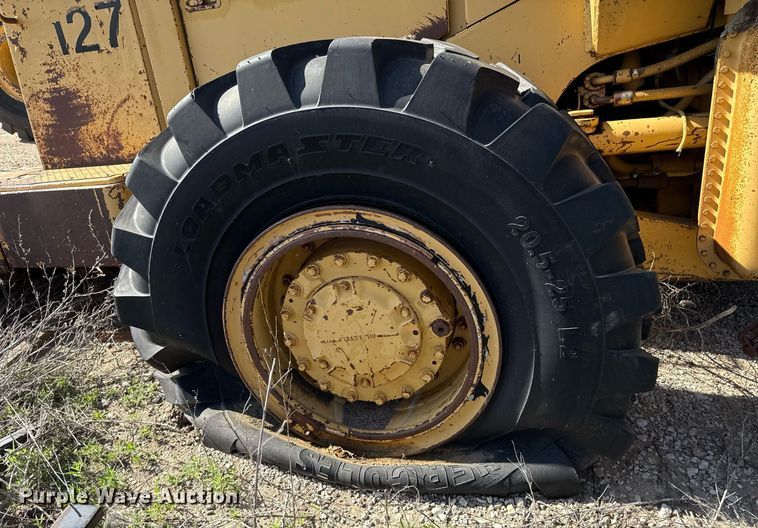 image for item DZ8542 1984 Caterpillar 950B wheel loader