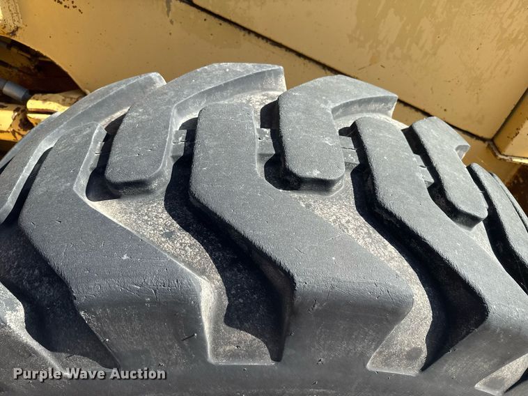 image for item DZ8542 1984 Caterpillar 950B wheel loader