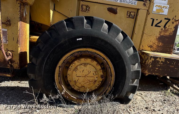 image for item DZ8542 1984 Caterpillar 950B wheel loader