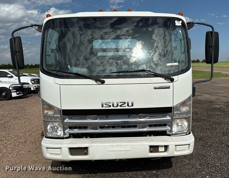 image for item DZ8550 2008 Isuzu NPR flatbed truck