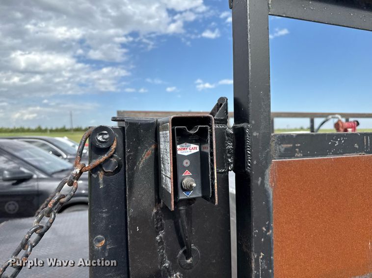 image for item DZ8550 2008 Isuzu NPR flatbed truck