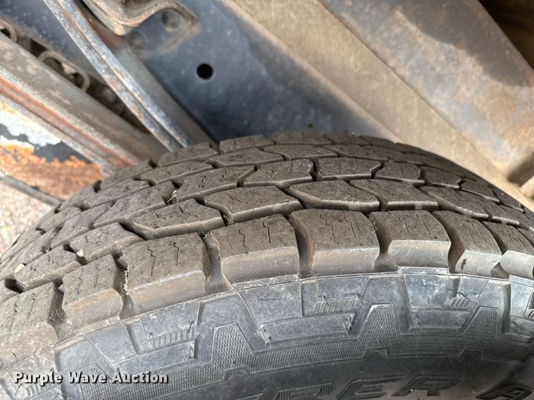 image for item DZ8550 2008 Isuzu NPR flatbed truck