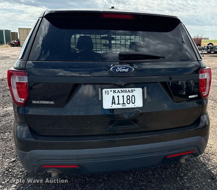 image for item DZ8555 2017 Ford Explorer Police Interceptor SUV