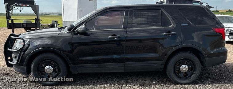image for item DZ8555 2017 Ford Explorer Police Interceptor SUV