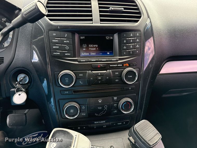 image for item DZ8555 2017 Ford Explorer Police Interceptor SUV