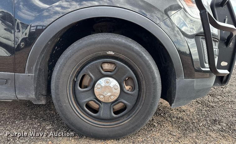 image for item DZ8555 2017 Ford Explorer Police Interceptor SUV